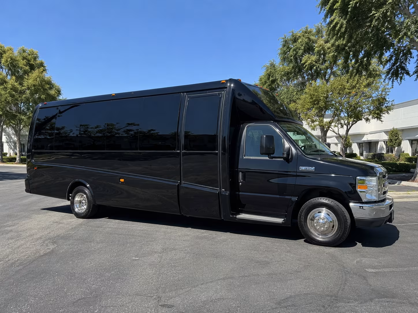 cary corporate retreat shuttle bus rentals